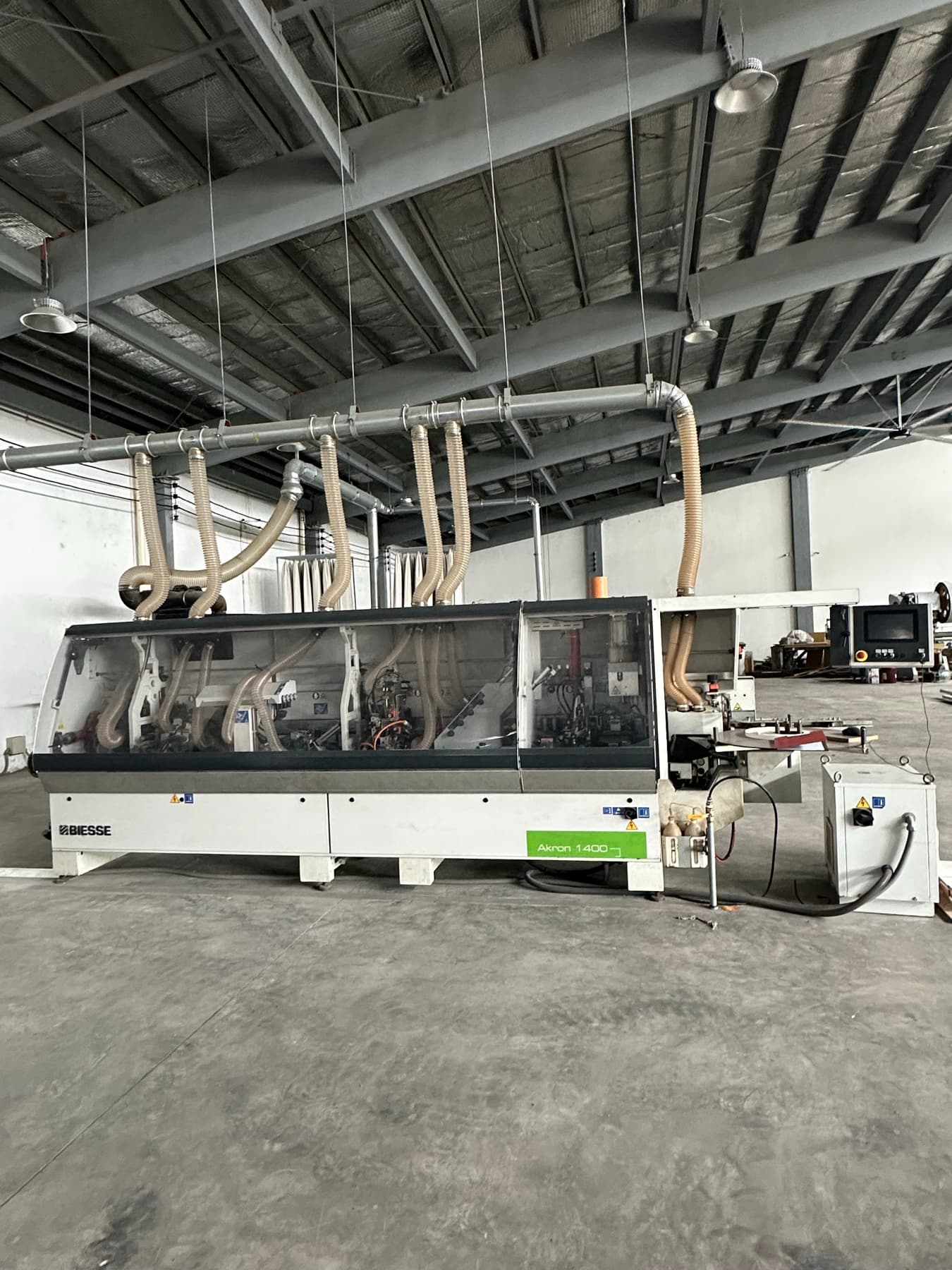 Squarefit facility photo 3